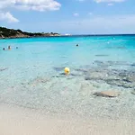 Lejlighedshotel Baia De Bahas Golfo Di